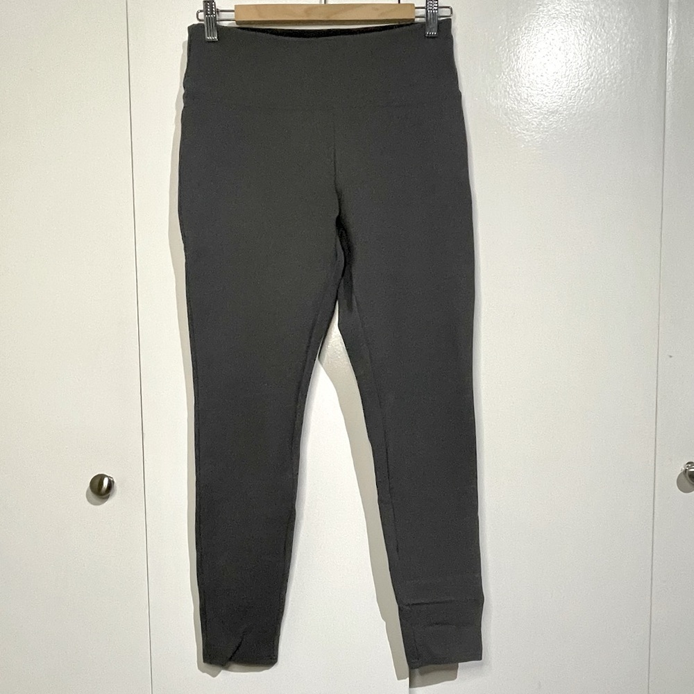 Eddie Bauer Grey stretch ponte pant. Like new. Size L